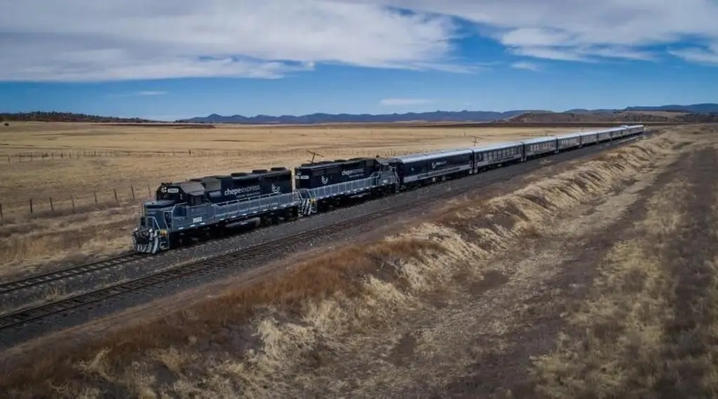 Imagen Lluvias y deslaves provocan descarrilamiento del tren 'El Chepe', en Chihuahua