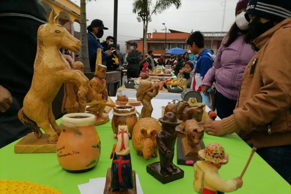 Imagen Disfruta del Mercado de Artesanía y Bazar de emprendimiento en Veracruz