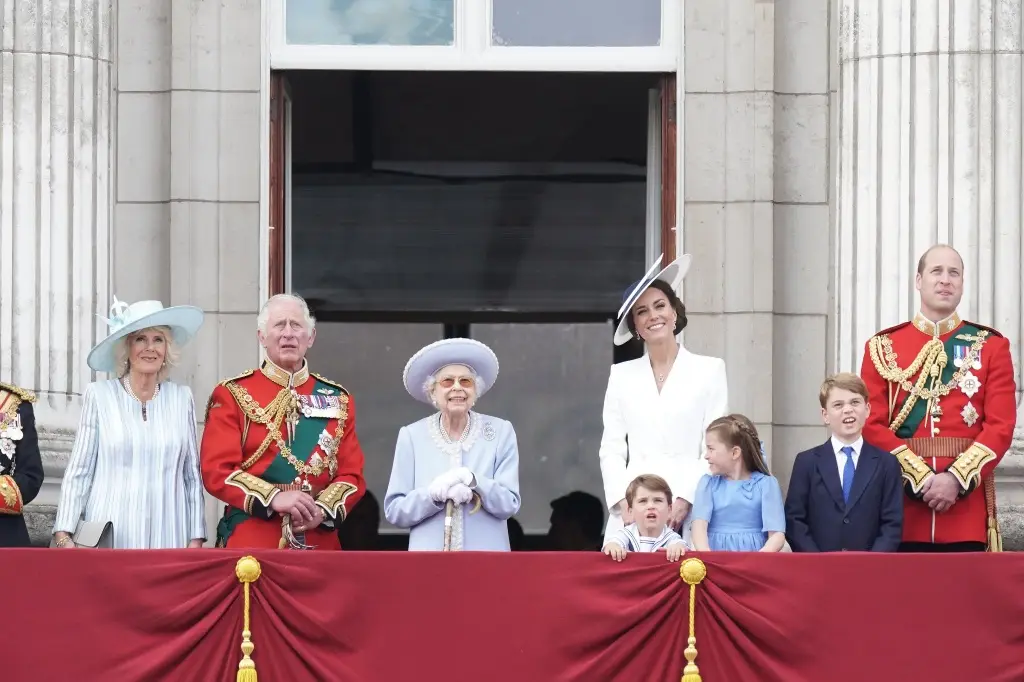 Imagen Así quedó la línea de sucesión al trono tras la muerte de la reina Isabel II
