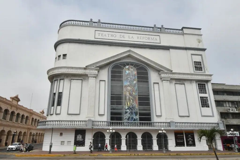 Imagen Anuncian rehabilitación del Teatro de la Reforma en la ciudad de Veracruz