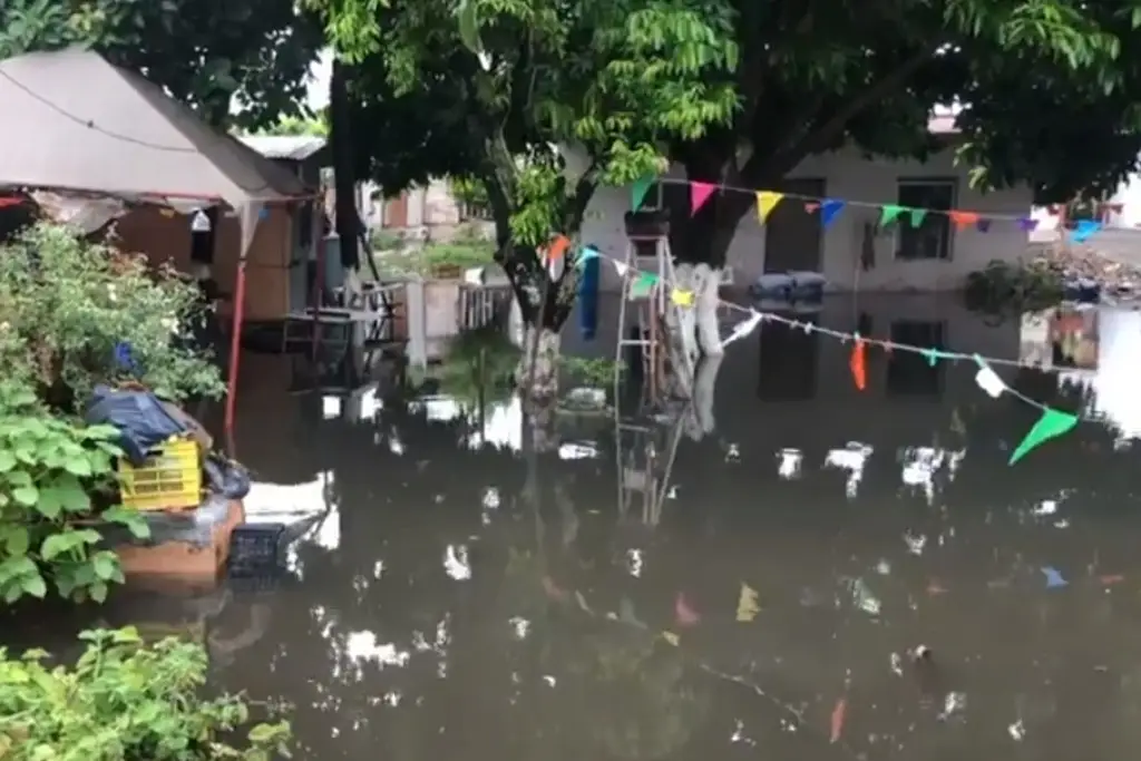 Imagen Llevan 3 días bajo el agua en Ejido Primero de Mayo de Boca del Río (Video)
