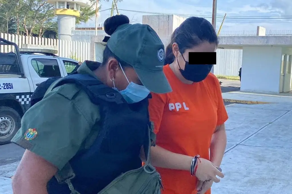 Imagen Dan 70 años de prisión por feminicidio de su mejor amiga en Minatitlán, Veracruz 