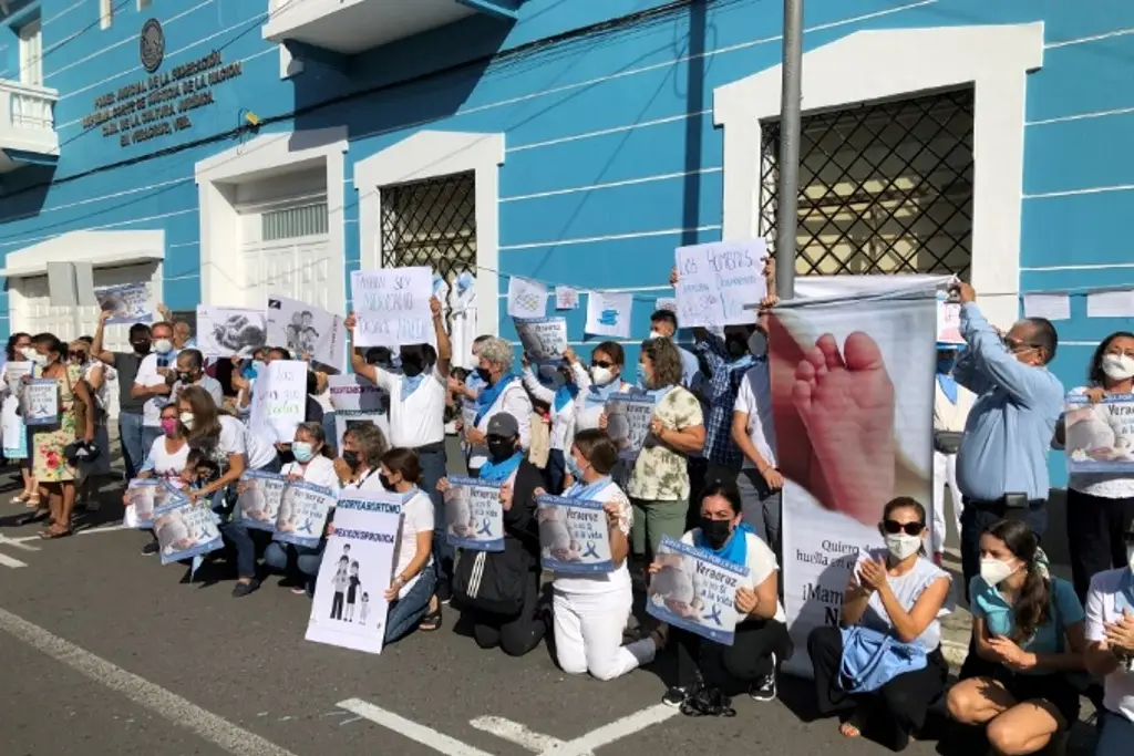 Imagen Convocan a marcha 'Por la Mujer y por la Vida' en Xalapa, Veracruz 