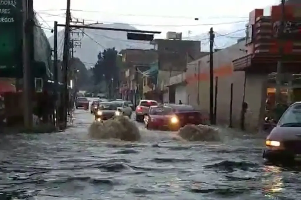 Imagen Se inunda la CDMX por fuertes lluvias (+Video)