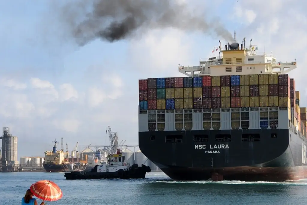Imagen Prevén que el Puerto de Veracruz rompa récord en movimiento de carga