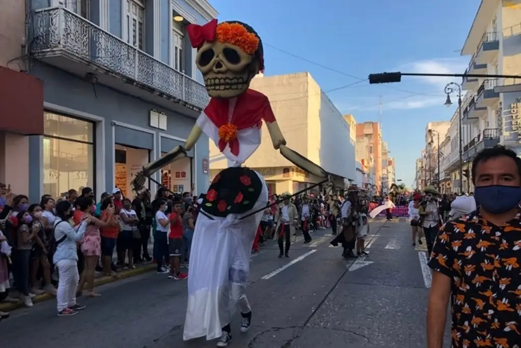 Imagen Desfiles de Catrinas, Leyendas y Museo del Terror, entre las actividades por Día de Muertos en Veracruz