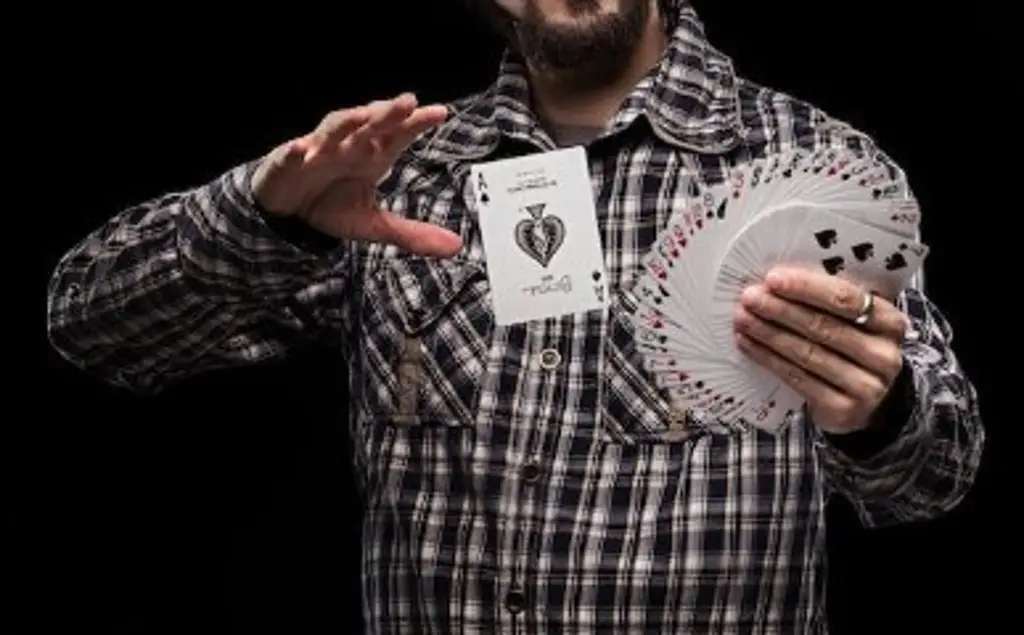 Imagen Muere mago durante un acto; creían que era parte del show 
