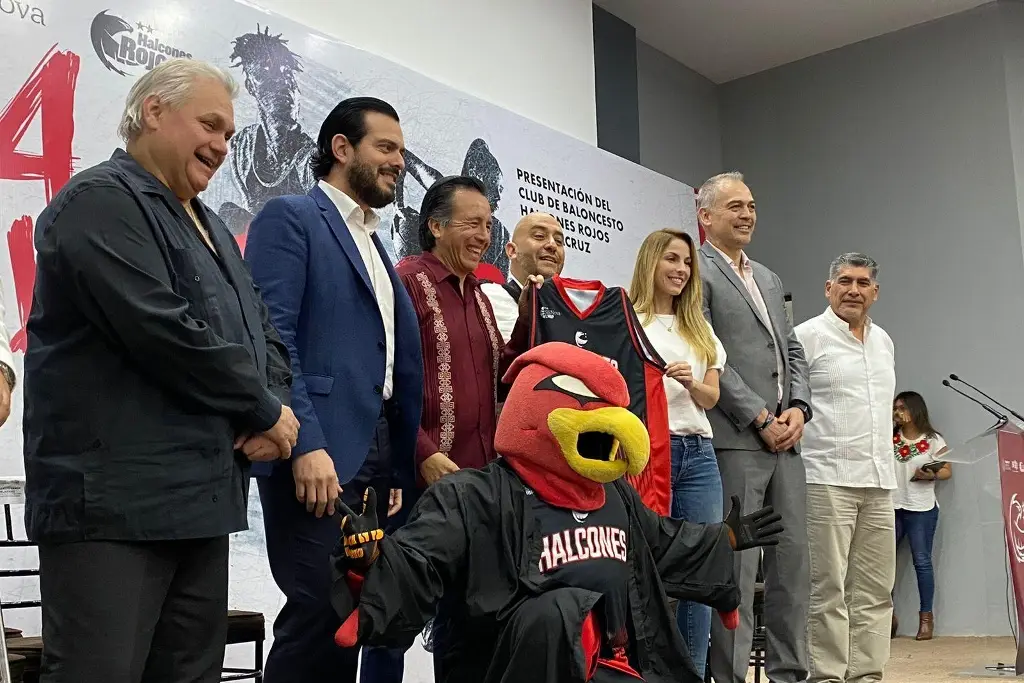 Imagen Regresan Halcones Rojos de Veracruz 