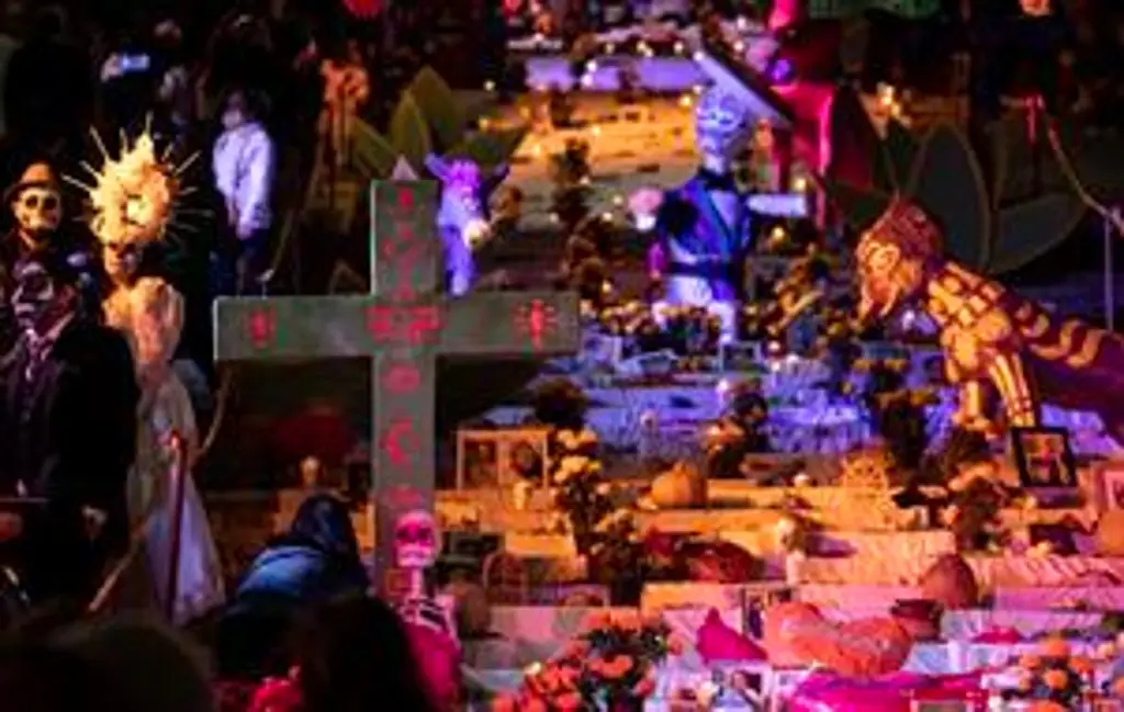 Imagen Monumentales altares por Día de Muertos en Coahuila