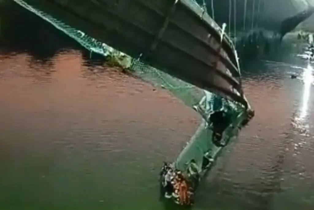 Imagen Suman 120 muertos por colapso de puente colgante