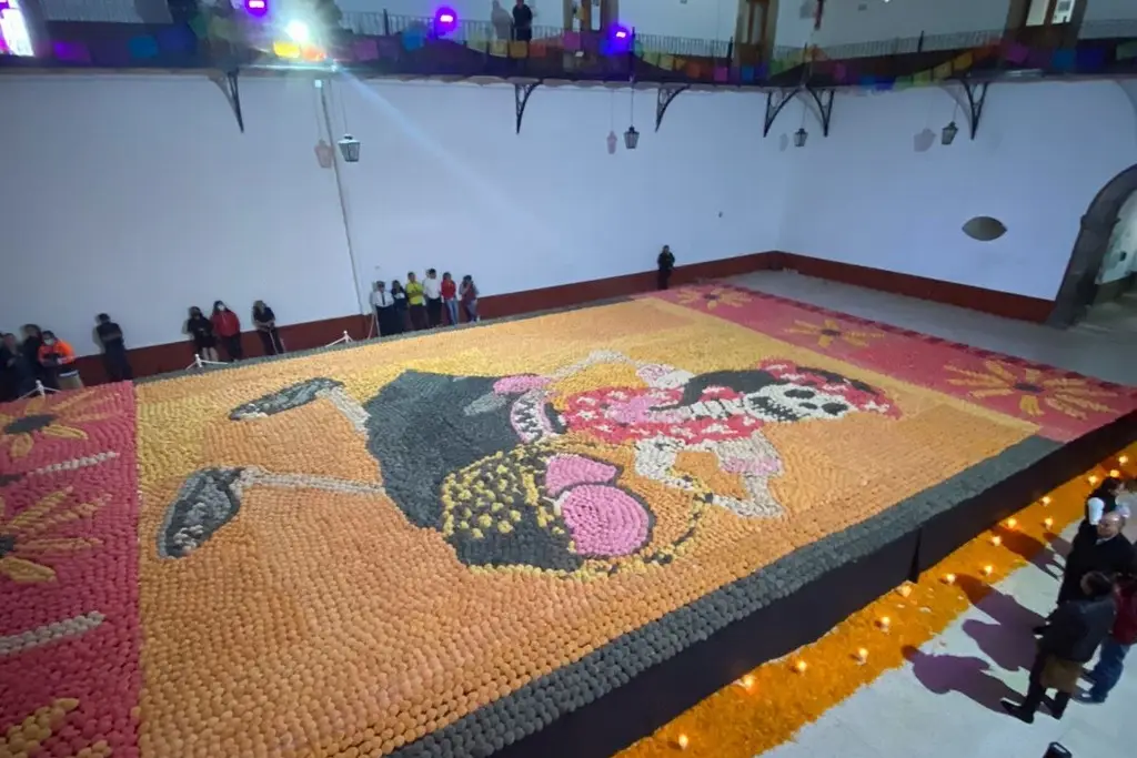 Imagen Zacatlán obtiene Récord Guiness por el mosaico de pan más grande del mundo 