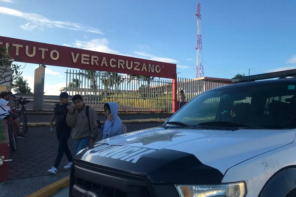 Imagen Revelan qué sustancia ingirieron alumnos del Ilustre de Boca del Río 