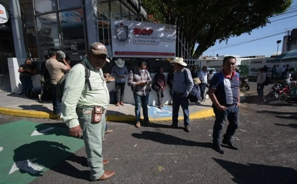 Imagen Habitantes de Chicontepec, Veracruz toman la SIOP; exigen obra pública