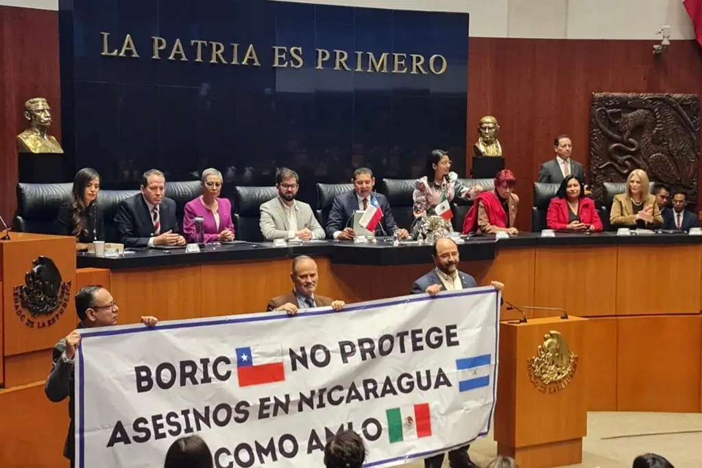 Imagen Boric no protege asesinos en Nicaragua como AMLO: Grupo Plural protesta en Senado 