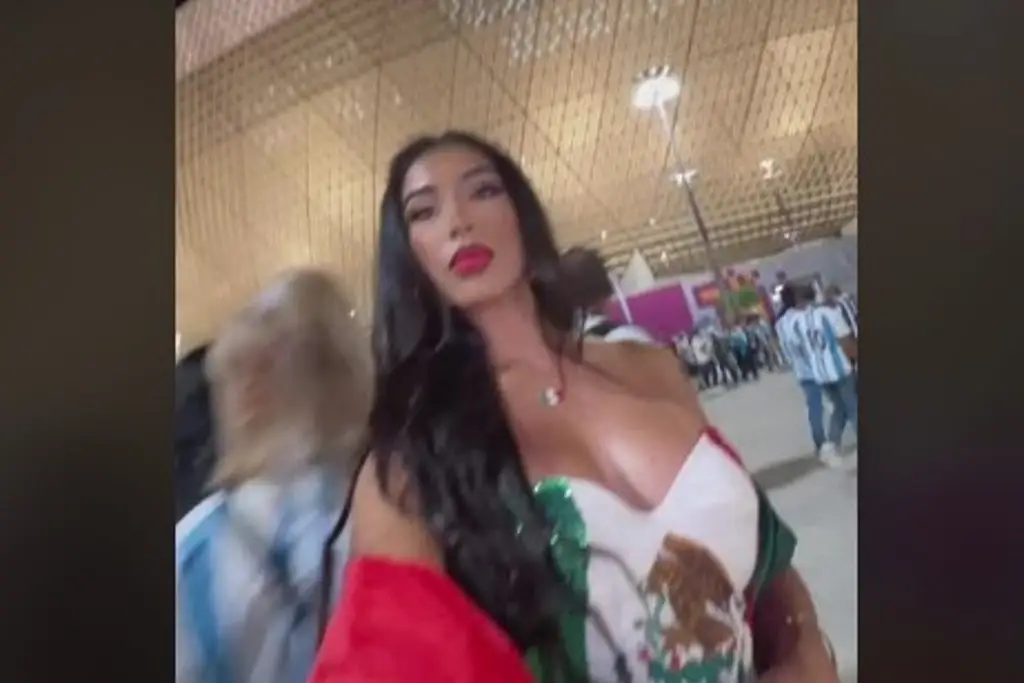 Imagen Aficionada mexicana 'enamora' a fanático en Qatar 2022 (+Video)