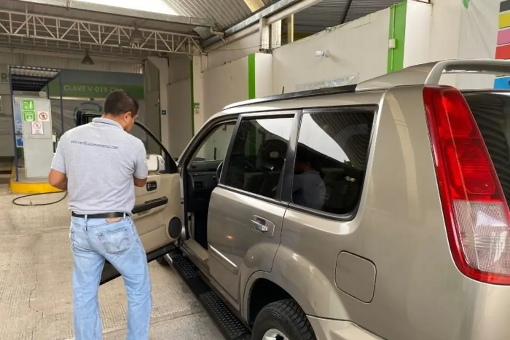 Imagen Se llevarán al corralón a autos que no estén al corriente en verificación vehicular en Veracruz 