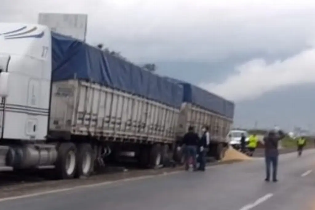Imagen Muere en trágico accidente en autopista de Veracruz