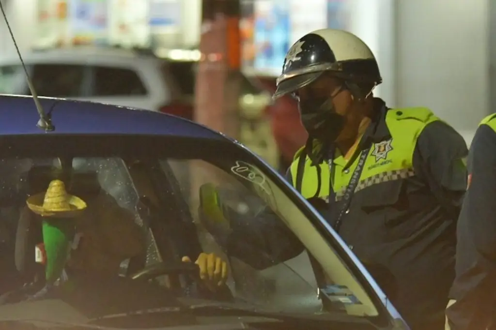 Imagen Sancionan a 33 conductores en operativo de alcoholímetro en zona centro de Veracruz