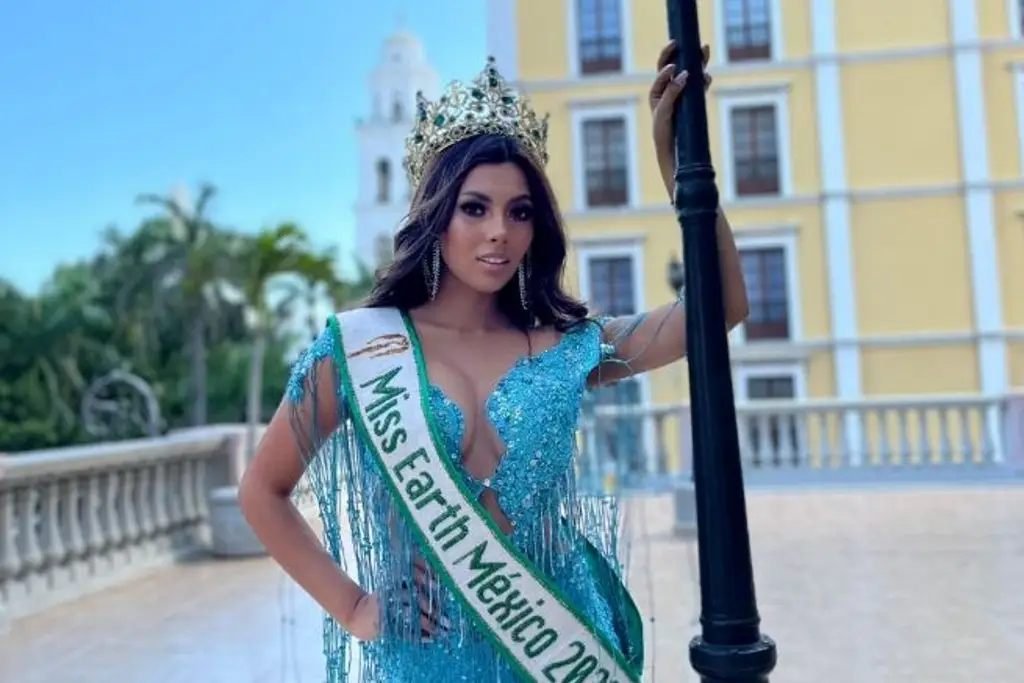 Imagen Reina de belleza de Veracruz que representó a México en Filipinas es recibida con mariachis