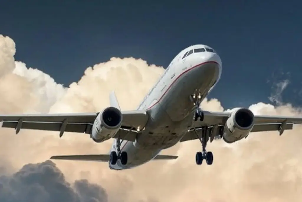 Imagen ¿Qué es el cabotaje aéreo, iniciativa que plantea AMLO? 