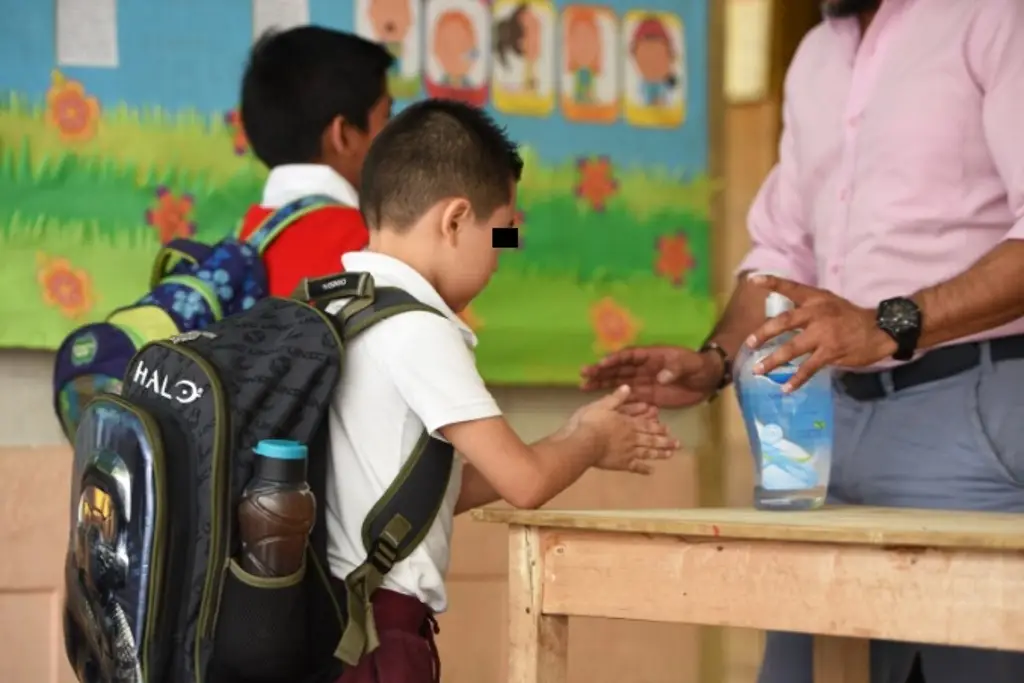Imagen Más de 260 mil estudiantes de la región de Veracruz regresan a clases