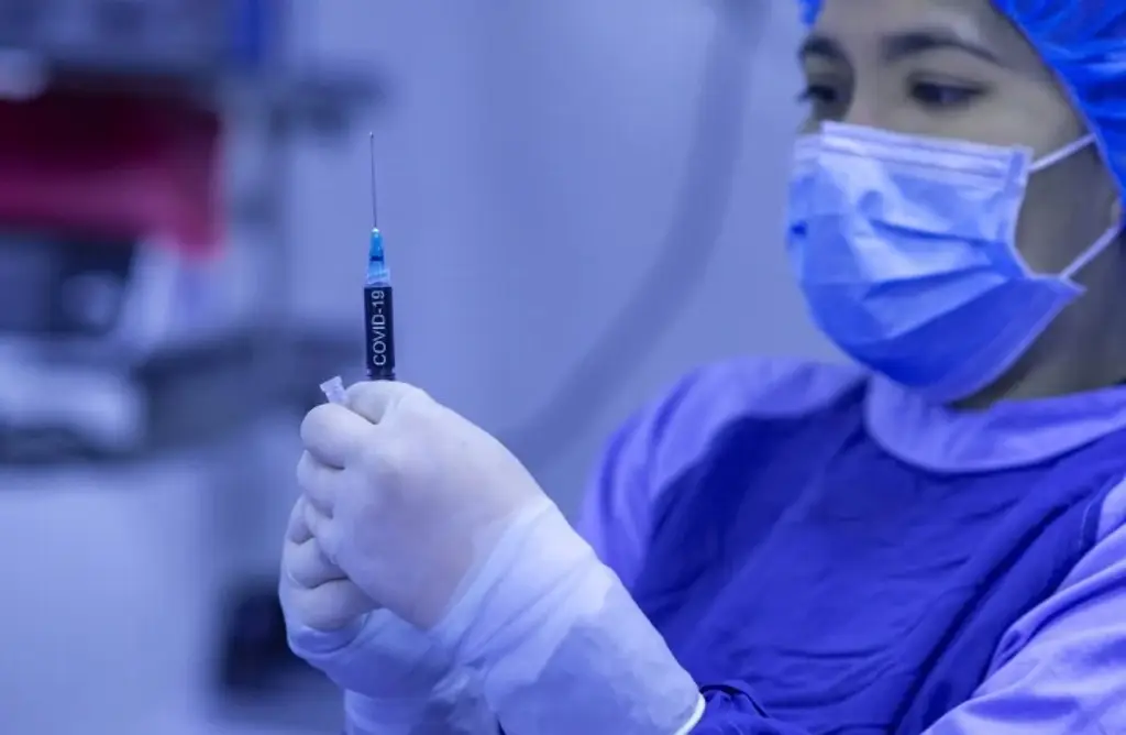 Imagen Vacuna Pfizer podría estar vinculada a accidentes cerebrovasculares, según EU
