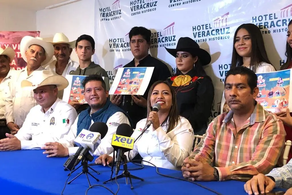 Imagen Presentan fiestas de la Candelaria en Soledad de Doblado, Veracruz