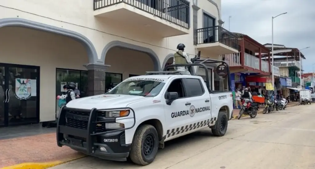 Imagen Síndico de Sayula de Alemán regresará control del municipio a Lorena Sánchez