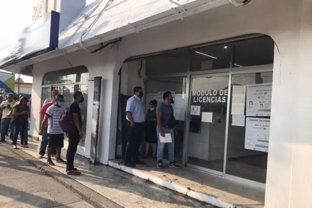 Imagen Pierden una hora para tramitar licencia de conducir en Veracruz