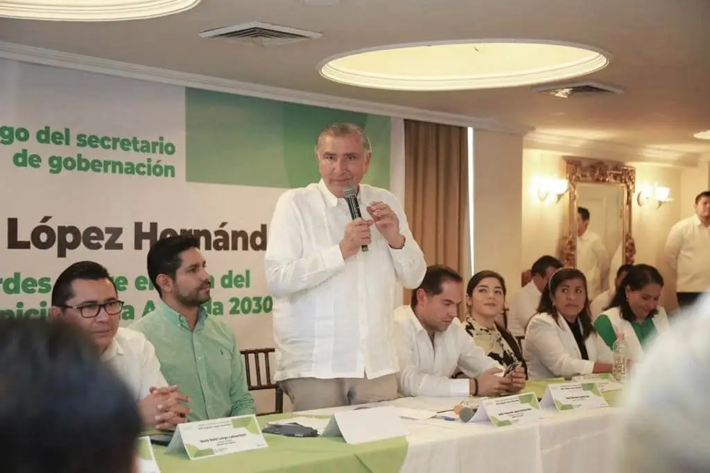 Imagen Se reúnen militantes del Partido Verde con Adán Augusto López en Veracruz 