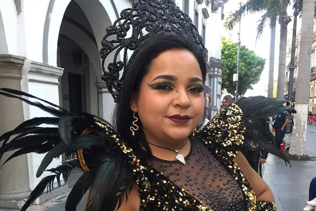 Imagen Actual princesa del Carnaval de Veracruz va por la corona de reina (+video)