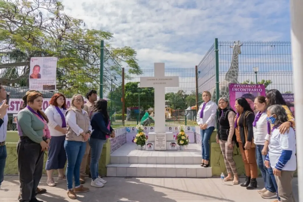 Imagen Inauguran memorial por víctimas de personas desaparecidas en Poza Rica