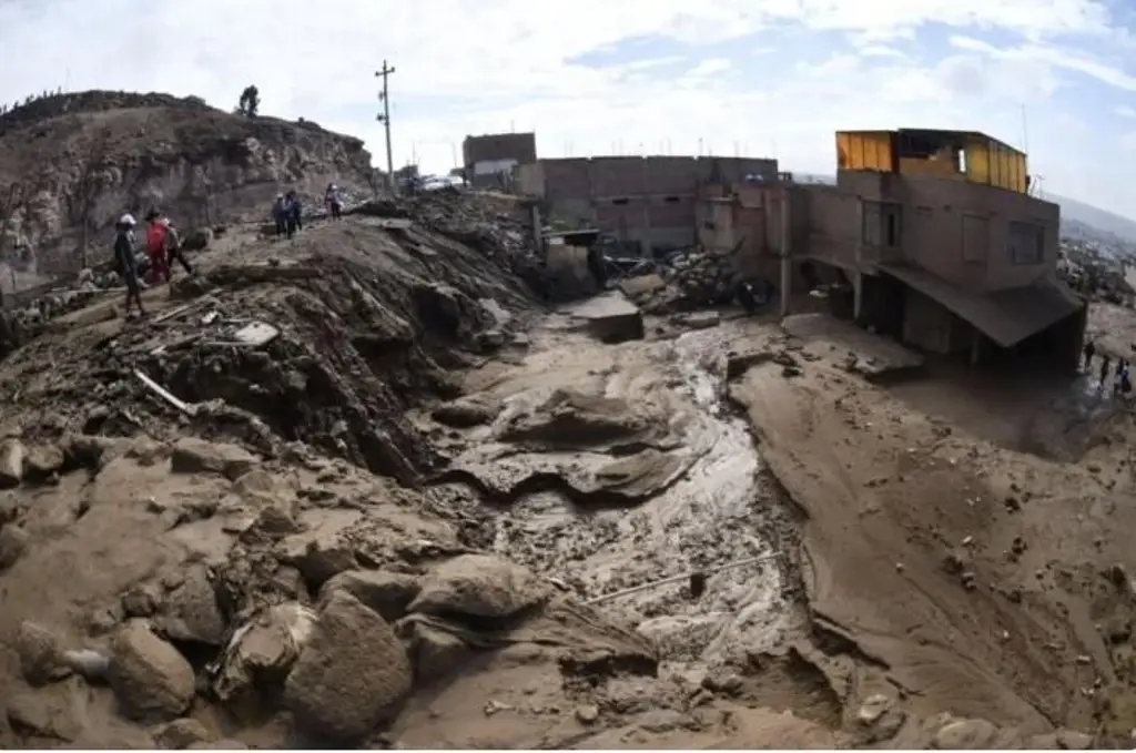 Imagen Un alud por fuertes lluvias deja decenas de muertos en el sur de Perú