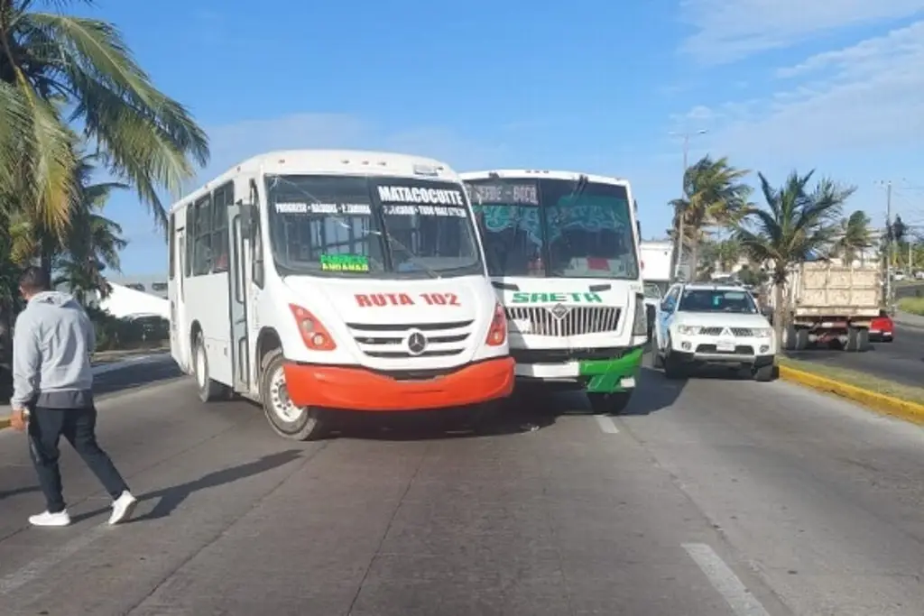 Imagen Se confrontan Saeta y ruta Matacocuite en Veracruz