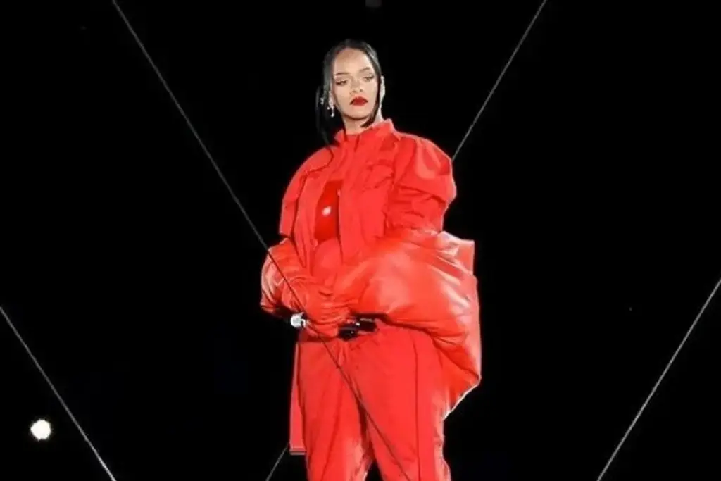 Rihanna está embarazada por segunda vez; confirman tras show en el Super  Bowl - xeu noticias veracruz