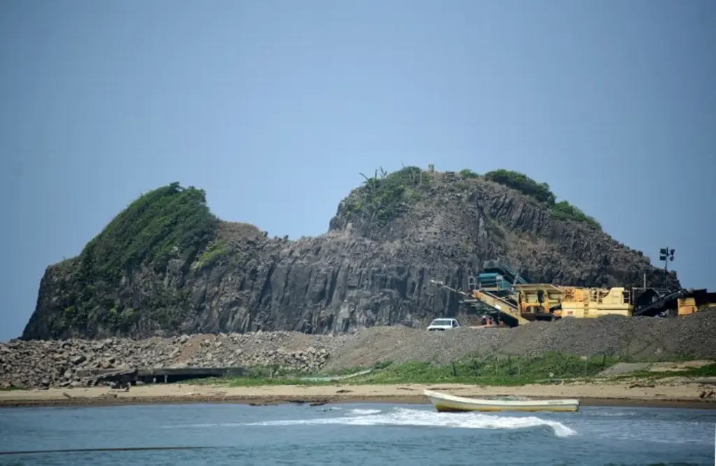 Imagen Desde el puerto de Veracruz envían más de un millón de toneladas de roca para Tren Maya