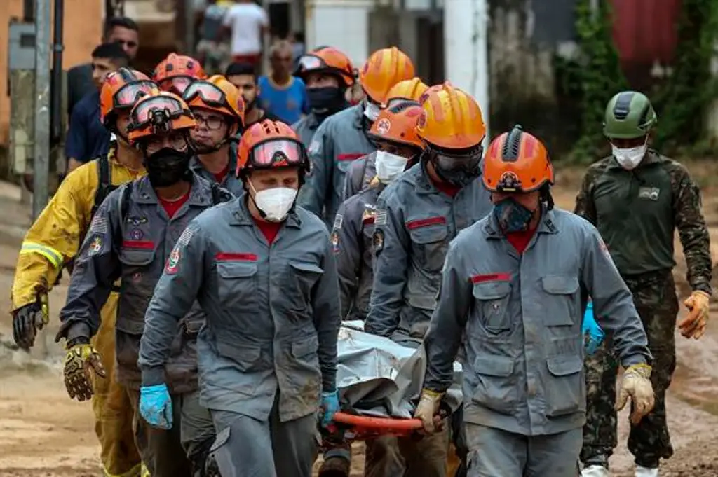 Ya son más de 60 muertos por las fuertes lluvias en Brasil - xeu ...