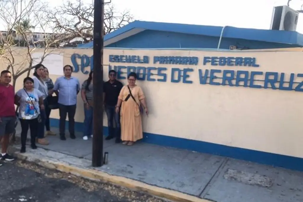 Imagen Seis meses sin maestro en escuela “Héroes de Veracruz” de Boca del Río 