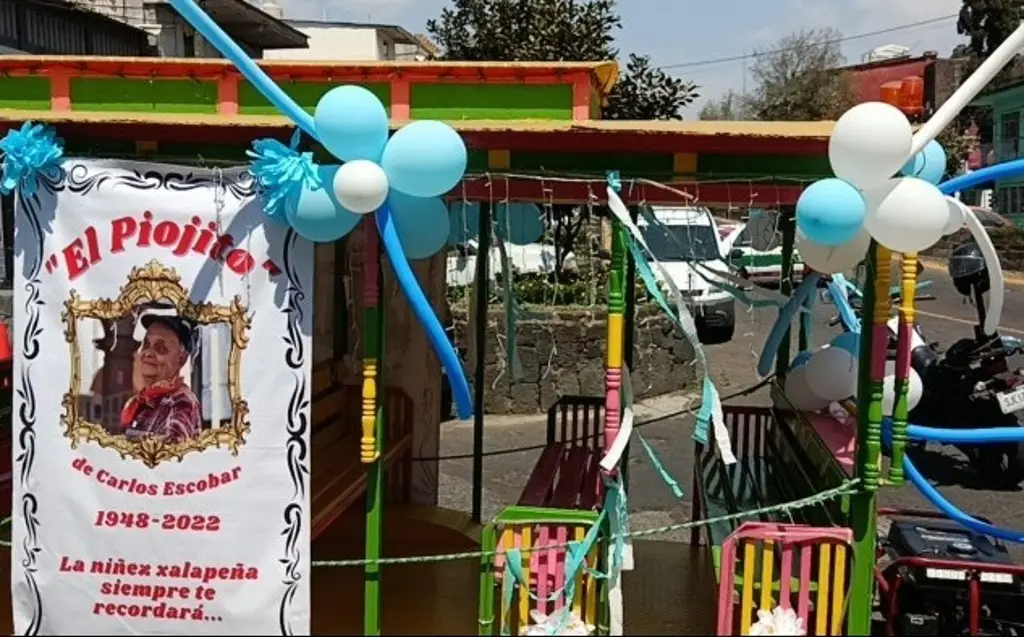 Imagen Realizan homenaje póstumo a don Carlos Escobar, creador de 'El Piojito' 