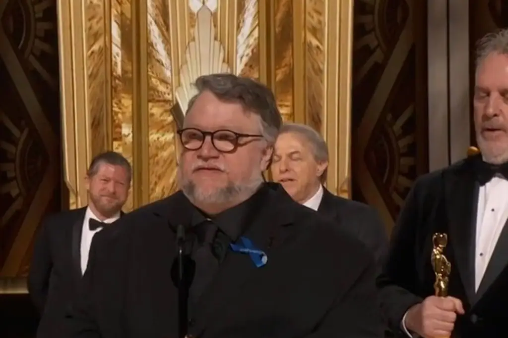 Imagen Guillermo del Toro gana Óscar a mejor película de animación por 'Pinocho'