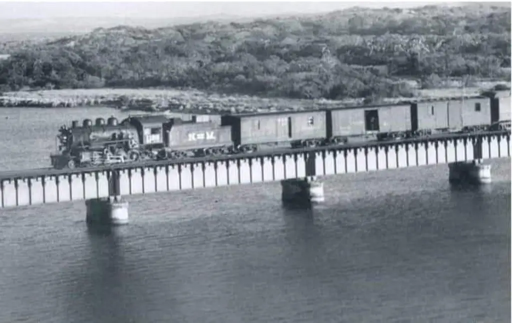 Imagen ¿Sabías que en el Puente de Boca del Río pasaba el ferrocarril? 