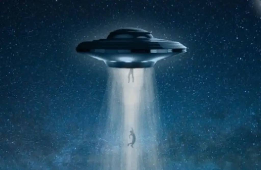 Imagen ¿Nave de extraterrestres intenta contactar a la Tierra? 