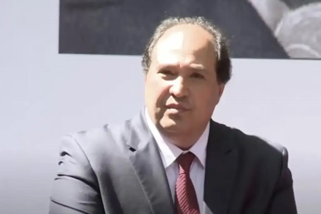 Imagen Lázaro Cárdenas Batel niega ruptura con AMLO, tras renunciar como coordinador de asesores