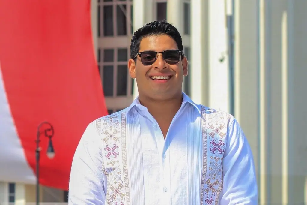 Imagen Sujetos armados interceptan a regidor de Veracruz, Sebastián Cano