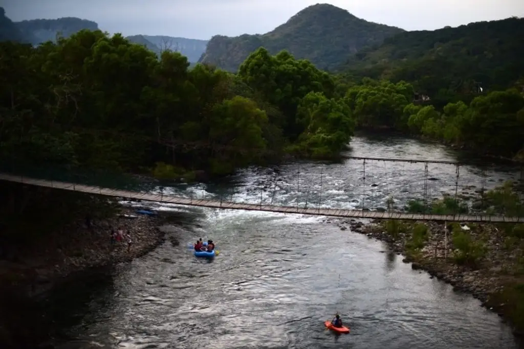 Imagen Veracruz, sin plantas de tratamiento para frenar la contaminación de ríos: activistas