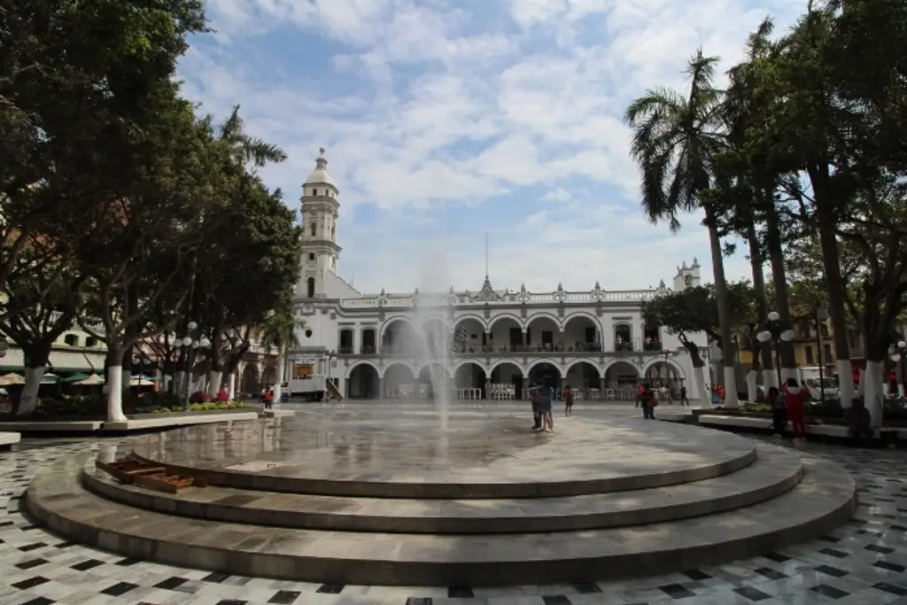 Imagen Ayuntamiento de Veracruz firma convenio con Comisión de Derechos Humanos