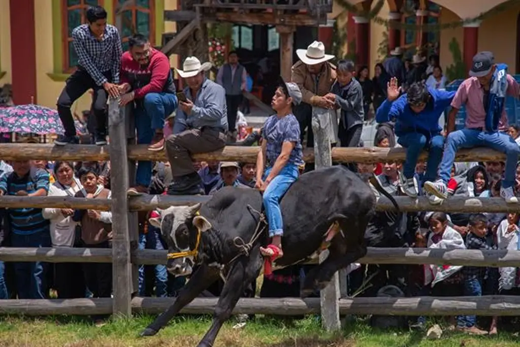 Imagen Indígenas mayas tzeltal celebran resurrección de Cristo en Chiapas
