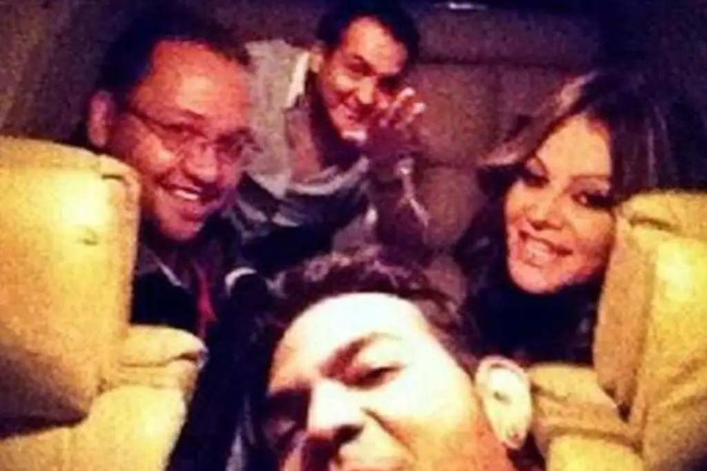 Cantante Beto Cuevas iba a viajar en avión donde murió Jenni Rivera ...