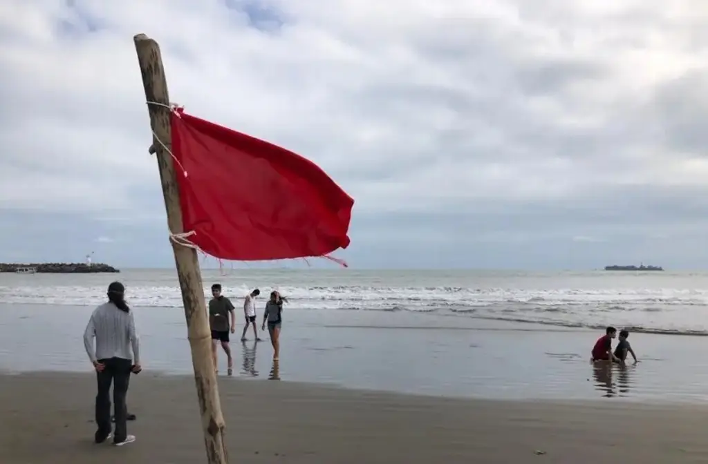 Imagen ¿Colocarán bandera roja en playas de Veracruz por norte?