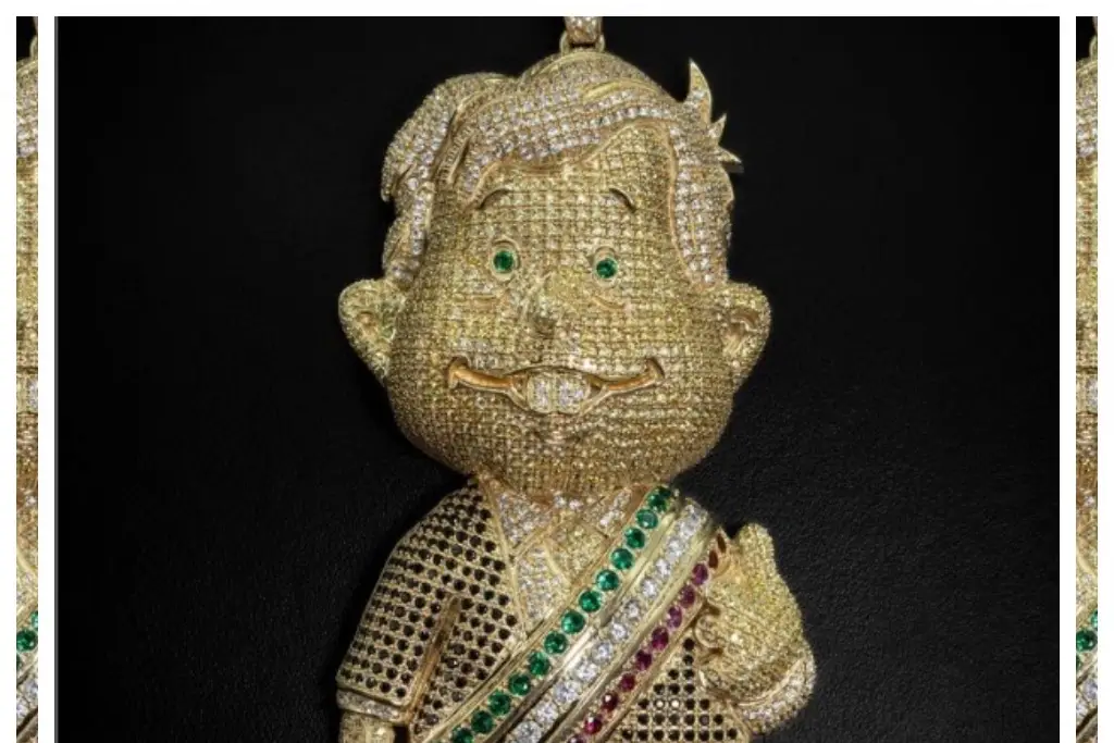 Imagen Joyería lanza un AMLO bañado en oro; checa su precio